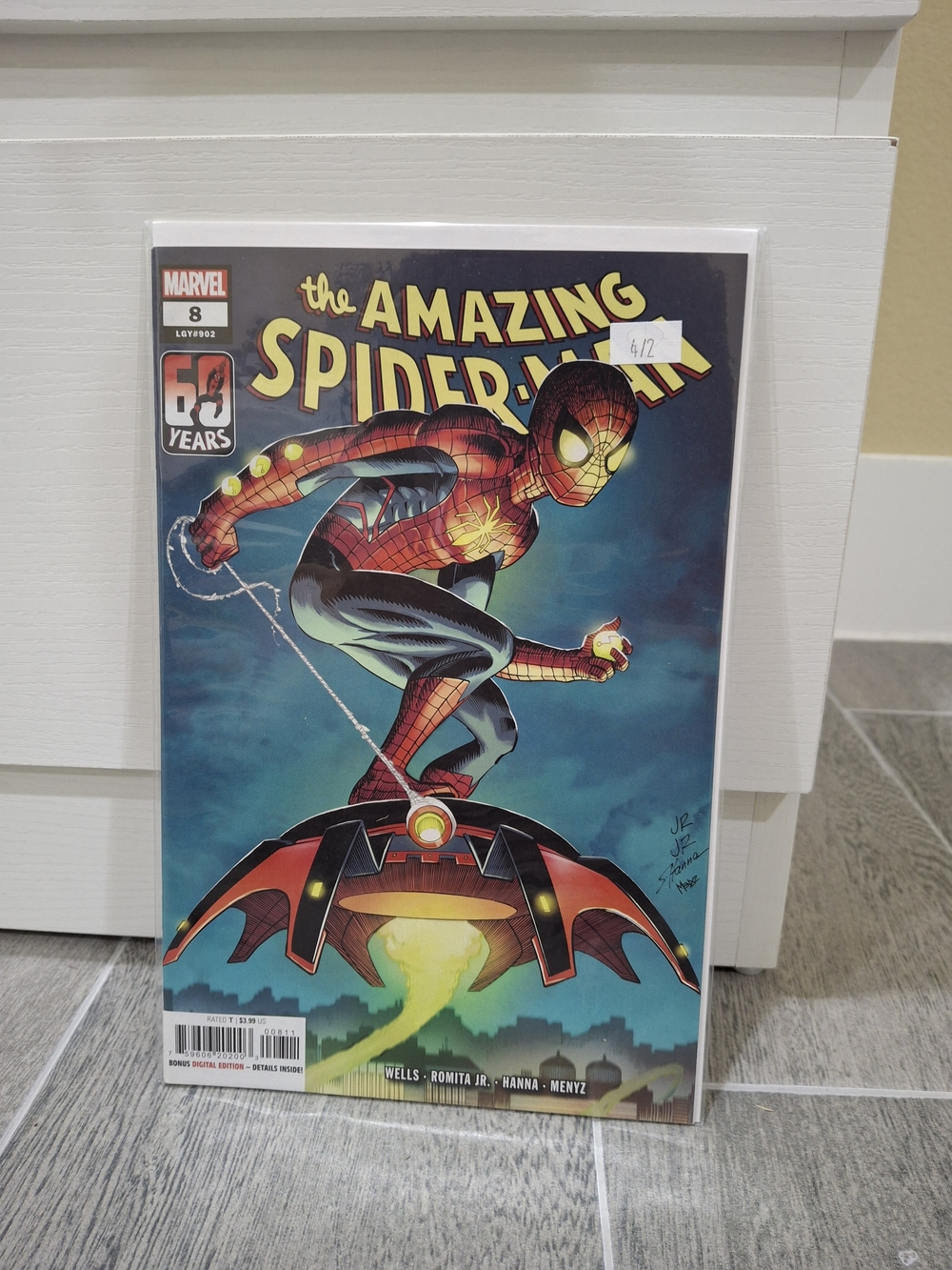 Comic Book Set - Picture 7 of 15